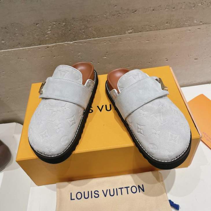 Picture of Louis Vuitton Slippers _SKULVsz35-41mnf0502567